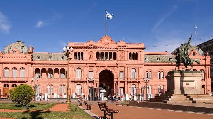 La Casa Rosada negocia con gobernadores provincia por provincia rumbo a 2027
