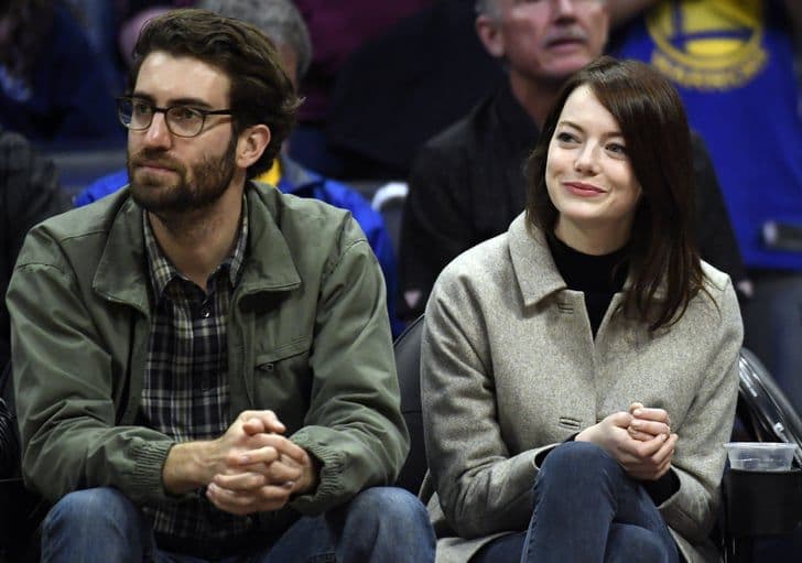 La actriz Emma Stone contrajo matrimonio en secreto