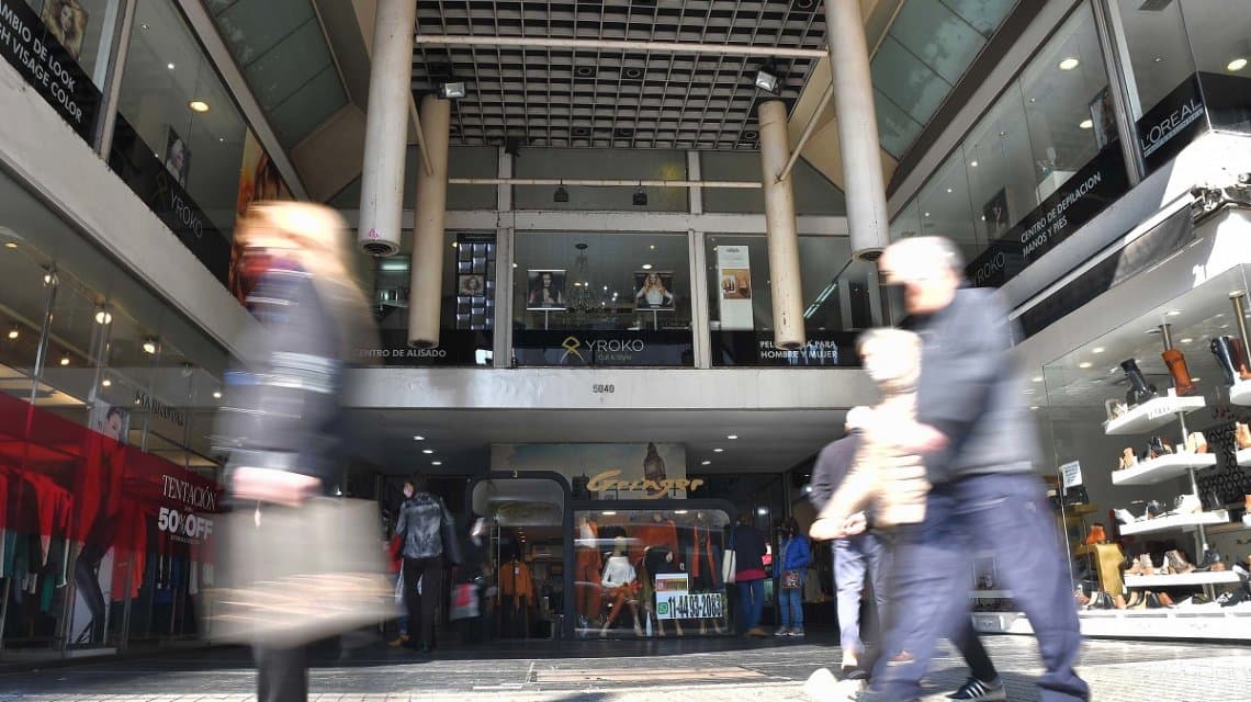 Día del Empleado de Comercio: trasladaron el feriado y este lunes no abrirán varios negocios
