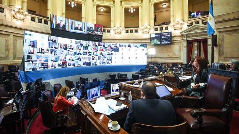 Sesión doble en el Senado: tratarán la ley de Etiquetado de Alimentos y la refinanciación de la deuda de las provincias con la AnsesLa