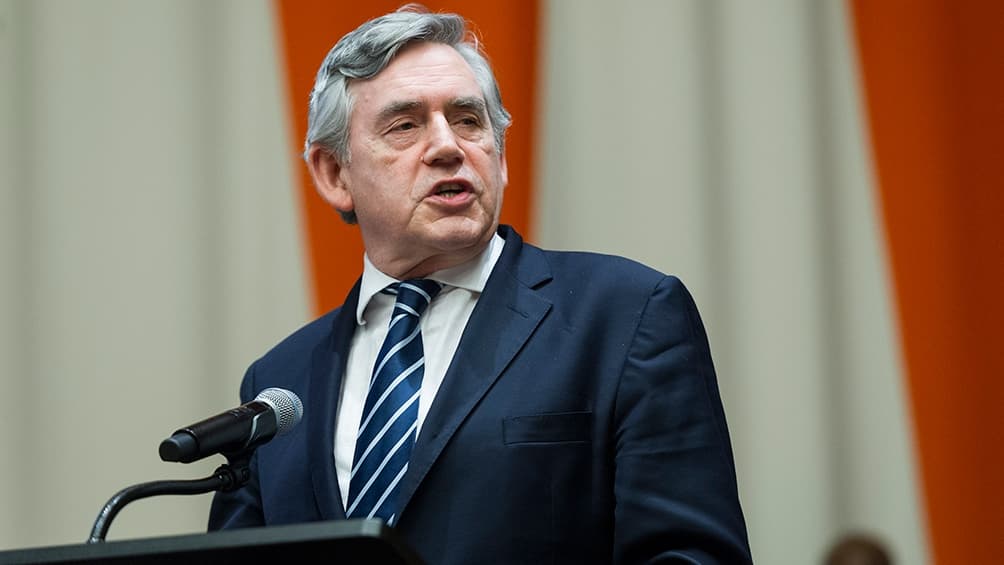 «El país corre riesgo de convertirse en un Estado fallido», advirtió exprimer ministro Gordon Brown