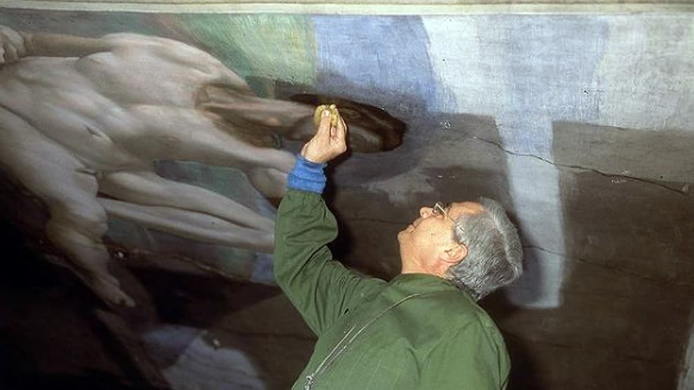 A los 92 años murió Gianluigi Colalucci, restaurador de los frescos de la Capilla Sixtina