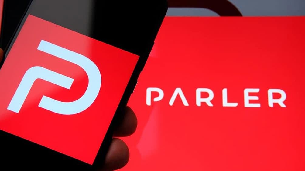 Parler, la alternativa a Twitter que se convirtió en refugio de los simpatizantes de Trump