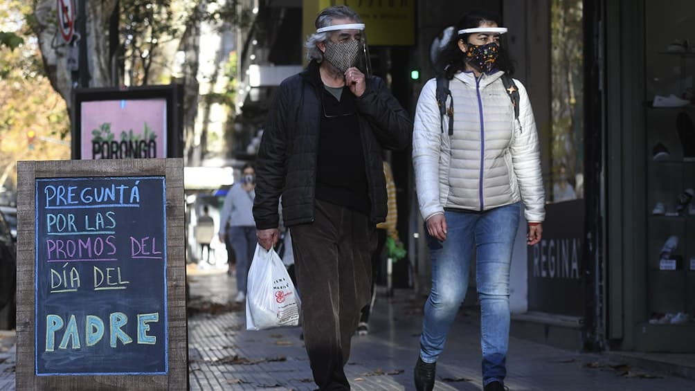 Las ventas por el Día del Padre subieron 35,8% interanual, con ropa y calzado a la cabeza