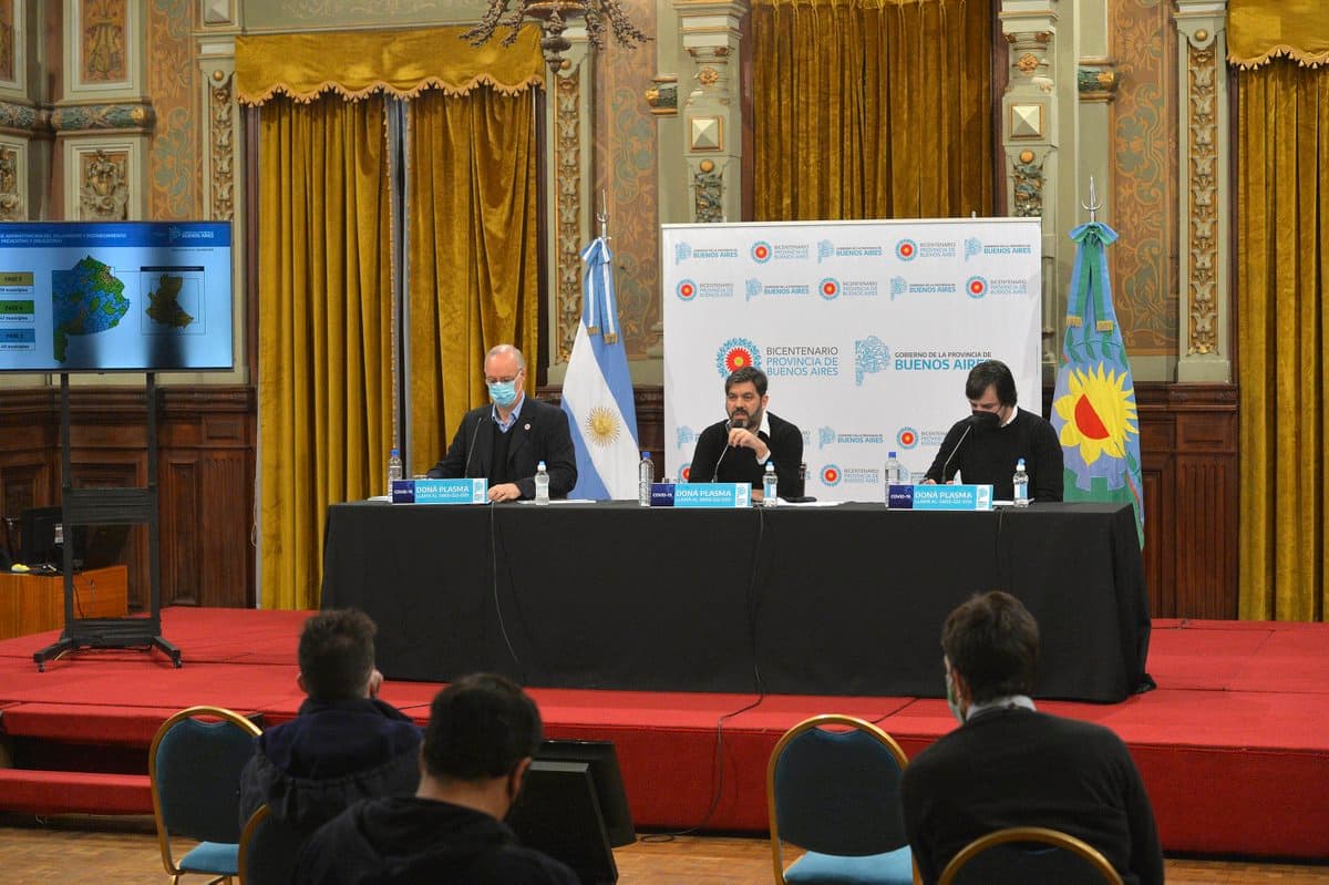La provincia de Buenos Aires extiende la vacunación sin turno a mayores de 50, gestantes y mayores de 18 con comorbilidades
