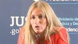 Carignano: «Todavía no hay una decisión» sobre el cupo diario de ingreso de 600 pasajeros