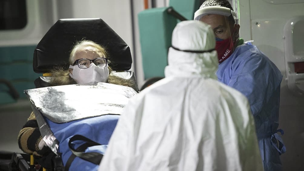 Por primera vez en dos meses, las camas de UTI ocupadas por coronavirus están por debajo del pico de 2020