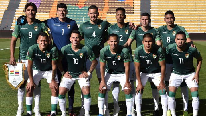 Bolivia planea cambiar medio equipo para visitar a la Argentina
