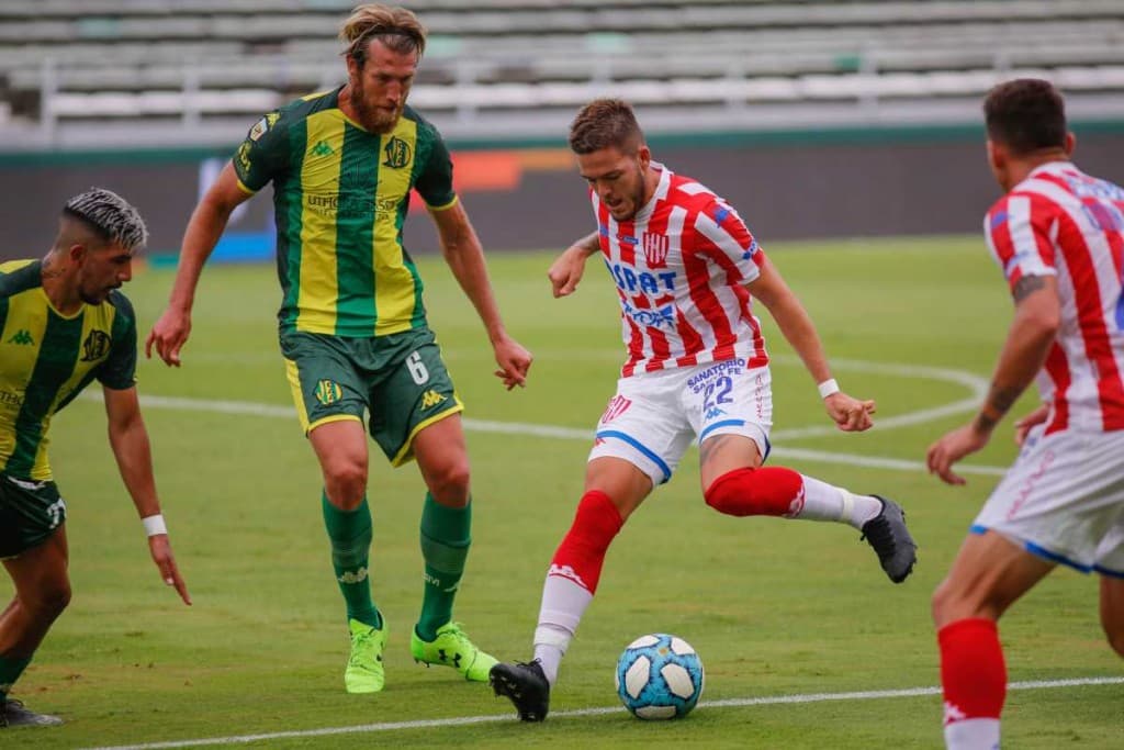 Aldosivi recibe a Unión en el inicio de la fecha en la Liga Profesional