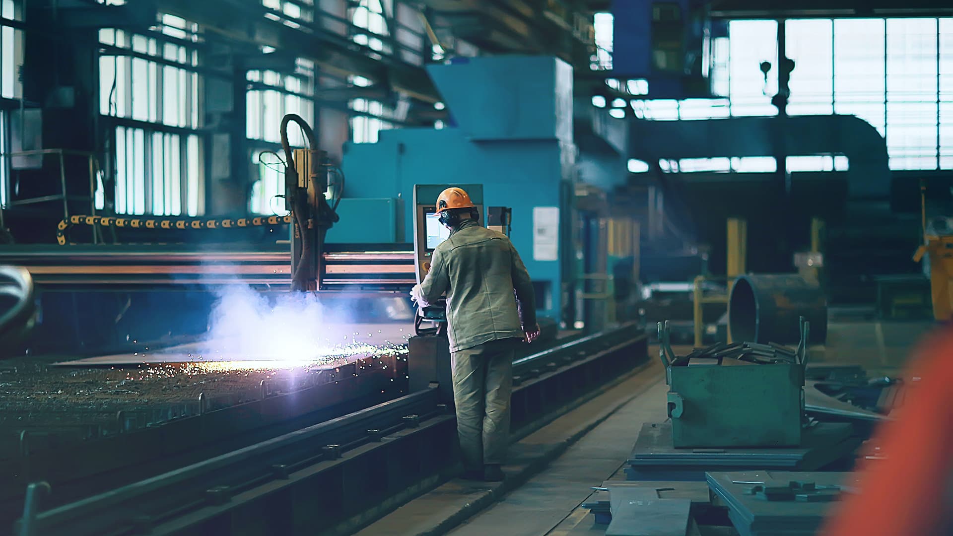 La actividad económica retomó el crecimiento en abril y tuvo una mejora del 0,6% frente a marzo