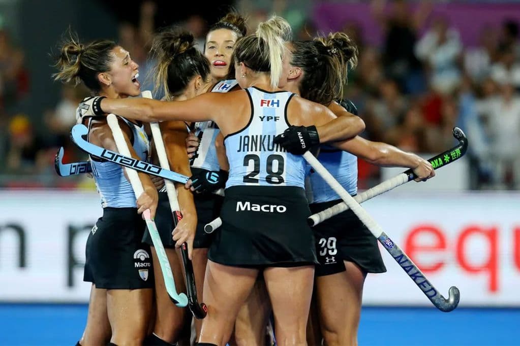 Las Leonas golearon a Canadá y avanzaron a los cuartos de final