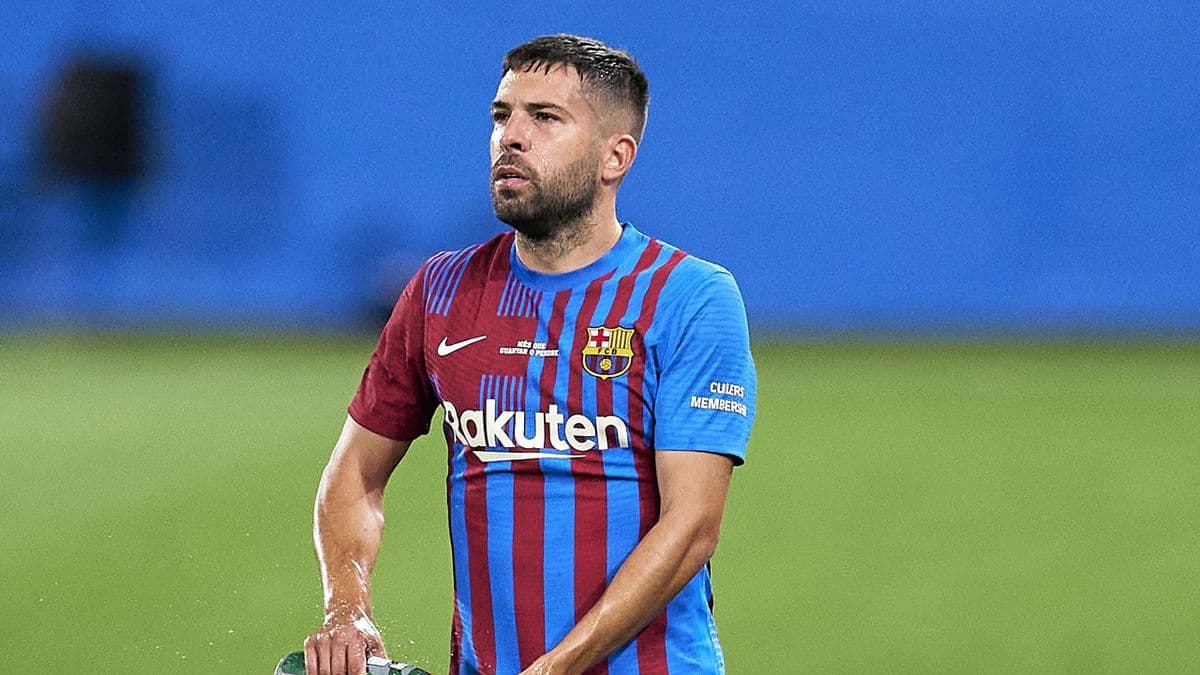 El emotivo mensaje de Messi a Jordi Alba tras la confirmación de su despedida del Barcelona: “Fuiste más que un compañero”