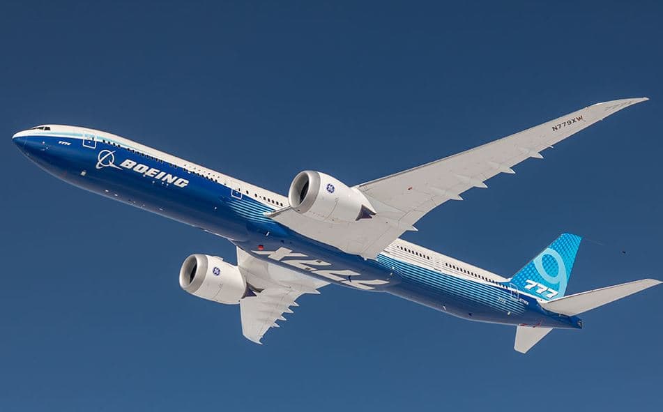 Se desbordó el inodoro de un Boeing 777 en pleno vuelo y el olor obligó al comandante a regresar al aeropuerto de origen