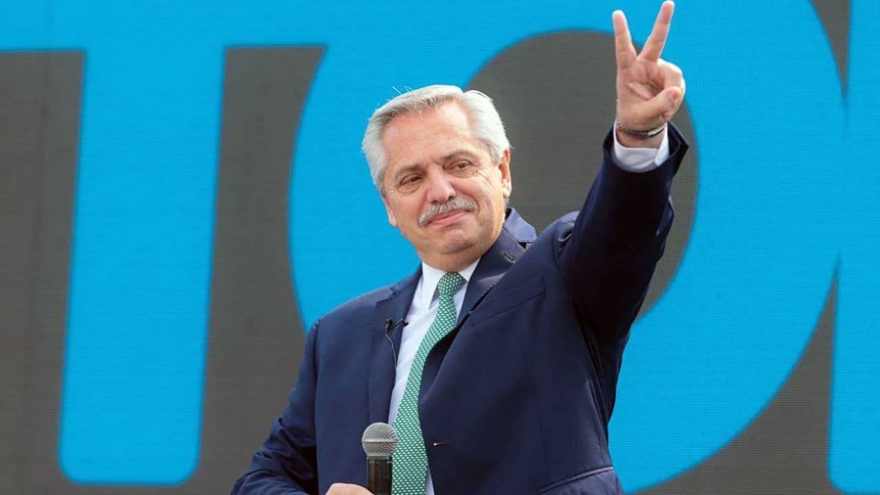 Causa contra Alberto Fernández: el Gobierno deberá mostrar las cámaras de Olivos y detallar la nómina del personal