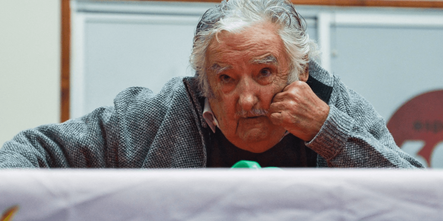 «Pepe» Mujica criticó a CFK por volver al centro de la oposición: «Ahí está la vieja al frente del peronismo, jodiendo»