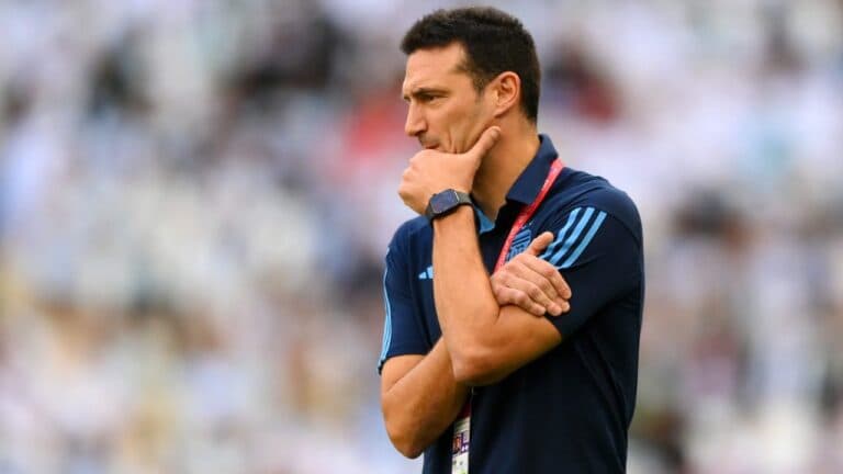 Alerta en la selección argentina: un jugador que ya fue convocado por Scaloni abrió las puertas para representar a México