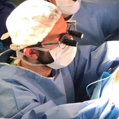 Por primera vez, cirujanos argentinos extrajeron un tumor cardíaco a través de la axila