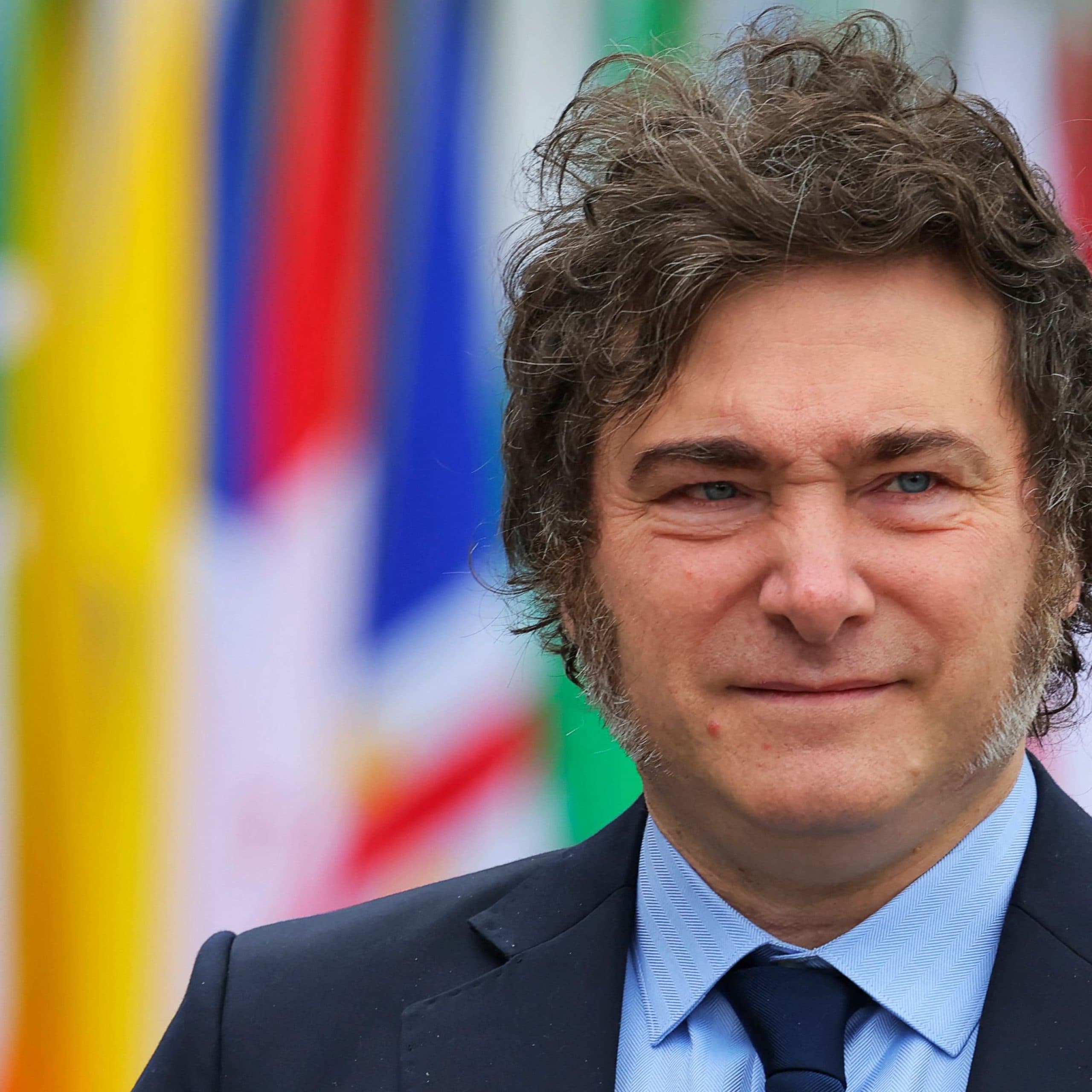 Javier Milei recibió un premio por su liderazgo internacional tras la cumbre del Mercosur en Uruguay