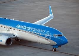 Otra vez los pilotos de Aerolíneas harán un paro: afectarán a 6000 pasajeros y provocarán pérdidas millonarias