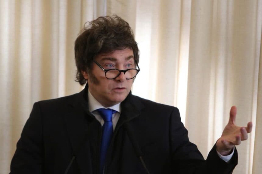 El Gobierno enviará al Congreso el proyecto para sancionar a funcionarios que incumplan con el déficit cero