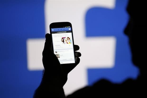 Condenan a Facebook a indemnizar a un hombre por cómo se calificó su desempeño sexual