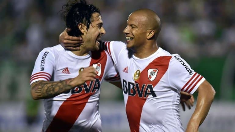 Leonardo Pisculichi renovó y River prepara un anuncio resonante: principio de acuerdo con Carlos Sánchez