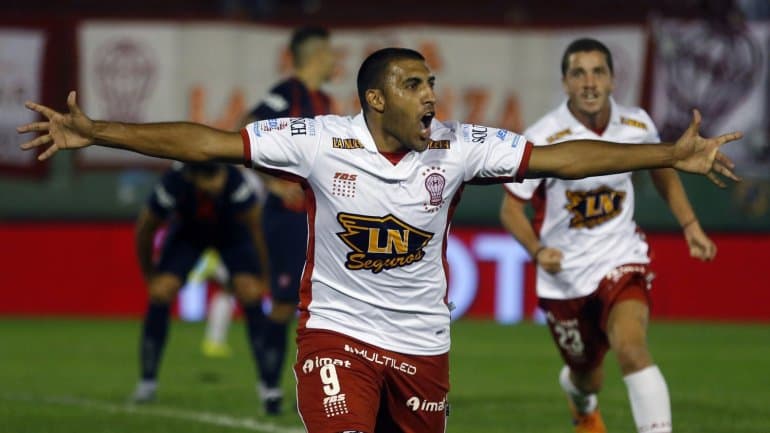 Huracán le igualó el clásico a San Lorenzo con un hombre menos y sobre la hora