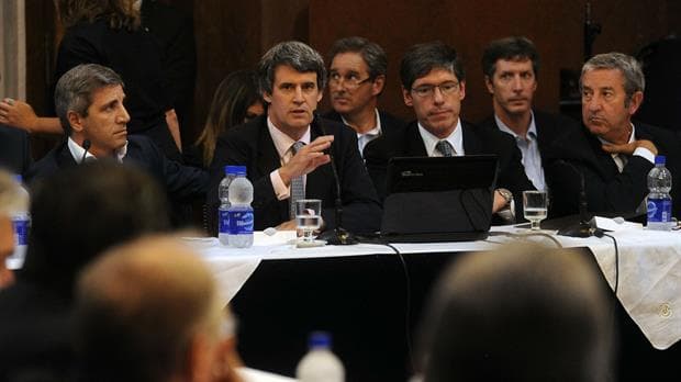 Holdouts: gobernadores de todo el país van al Senado para discutir el pago a los buitres