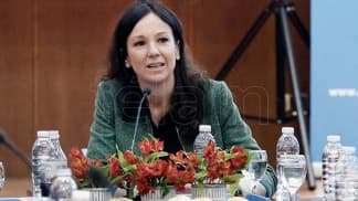 Stanley sugirió que el Gobierno analiza otorgar un bono sólo para «quienes más lo necesiten»
