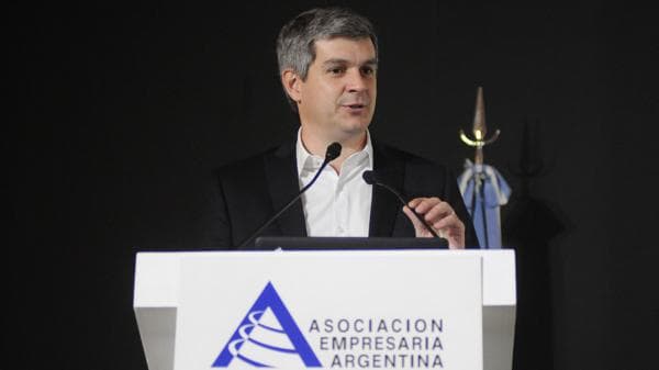 Marcos Peña habló de una «revolución» en energía, pero admitió que los cortes de luz continuarán