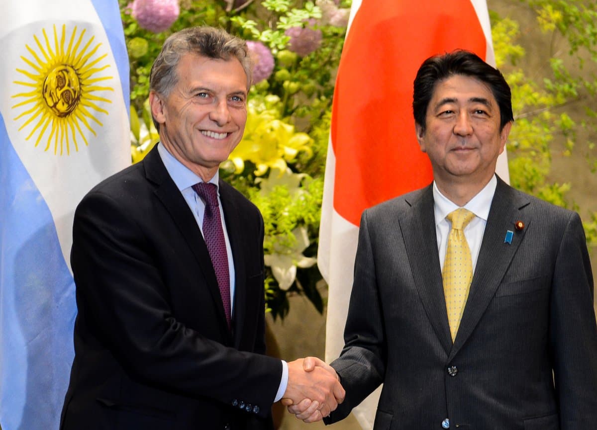 El primer ministro japonés remarcó que la Argentina cumple un papel de «locomotora en el continente sudamericano»