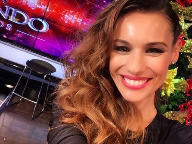 Una conductora se enteró en vivo que será el reemplazo de Pampita en el Bailando