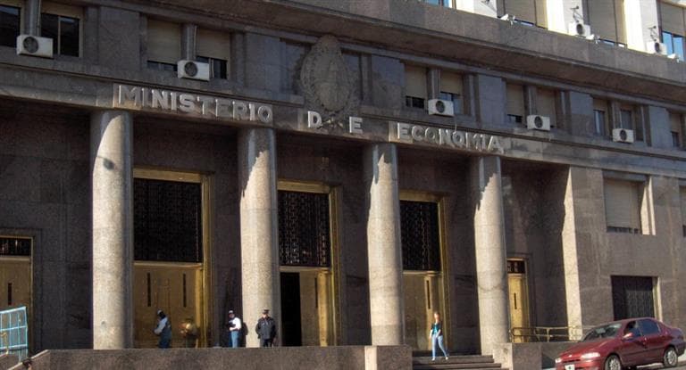 Para el Gobierno, la economía «ya arrancó»: estiman crecimiento del 4% anual