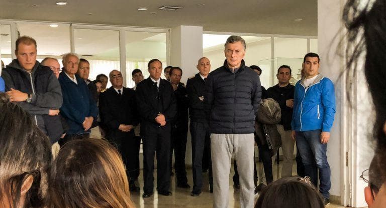 Macri visitó a familiares de los tripulantes del submarino San Juan