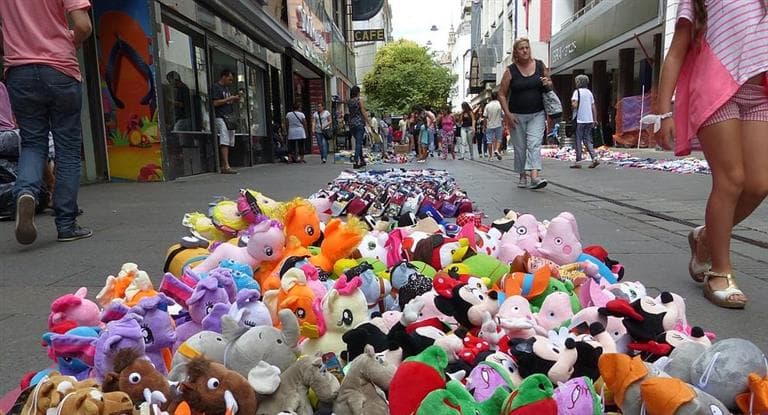 La venta ilegal callejera en la Ciudad cayó 72% en noviembre