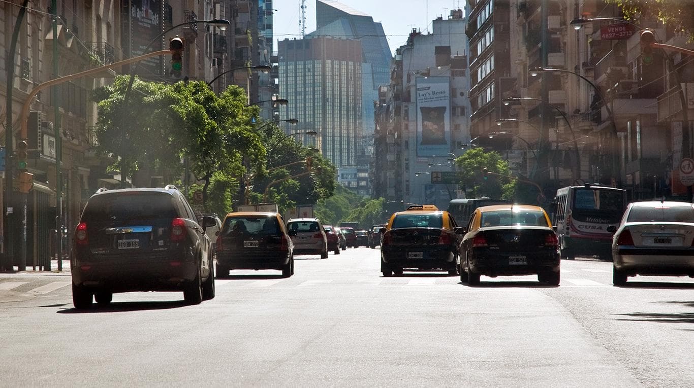 Se necesitará un permiso especial para circular en auto por Retiro y el Casco Histórico