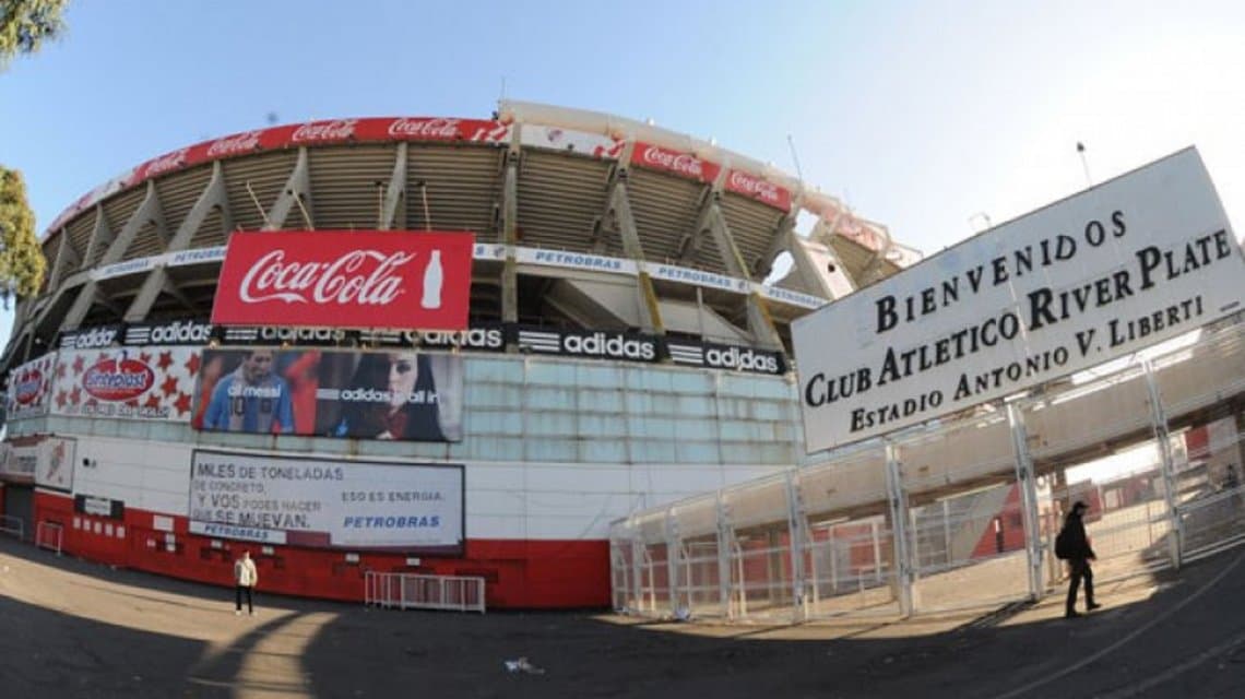 Un transexual y visitas a la pensión: así funcionaba la supuesta red de prostitución en River