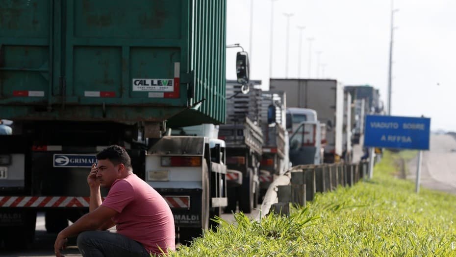En Brasil Temer ordena a fuerzas federales despejar las rutas bloqueadas por camioneros