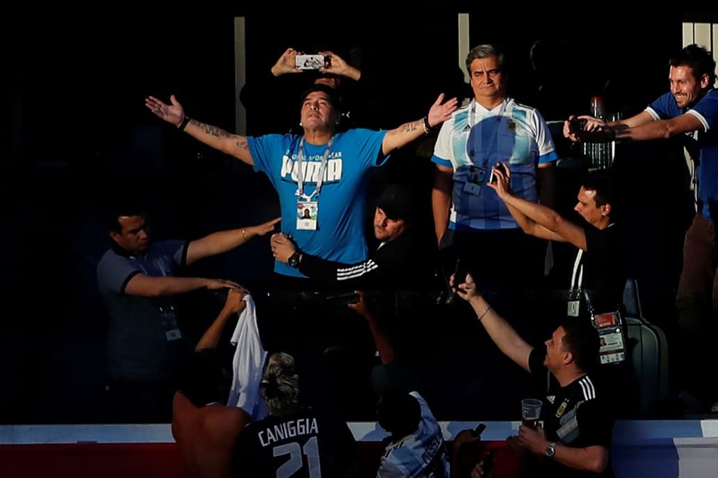 La carta de Maradona: «Perdón por el susto y gracias por el aguante. Hay Diego para rato»