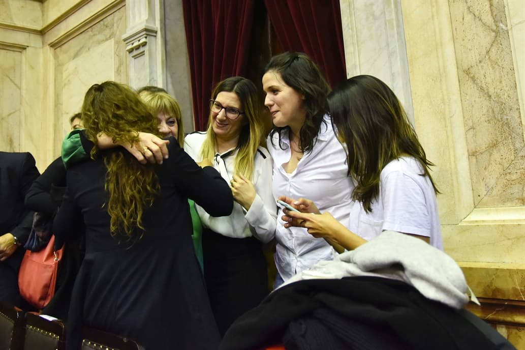 Se sancionó la Ley Brisa, una reparación económica para hijos de víctimas de femicidios