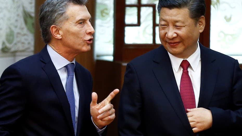 Mauricio Macri viaja a Sudáfrica: reuniones bilaterales y un acuerdo para reflotar los aviones Pampa