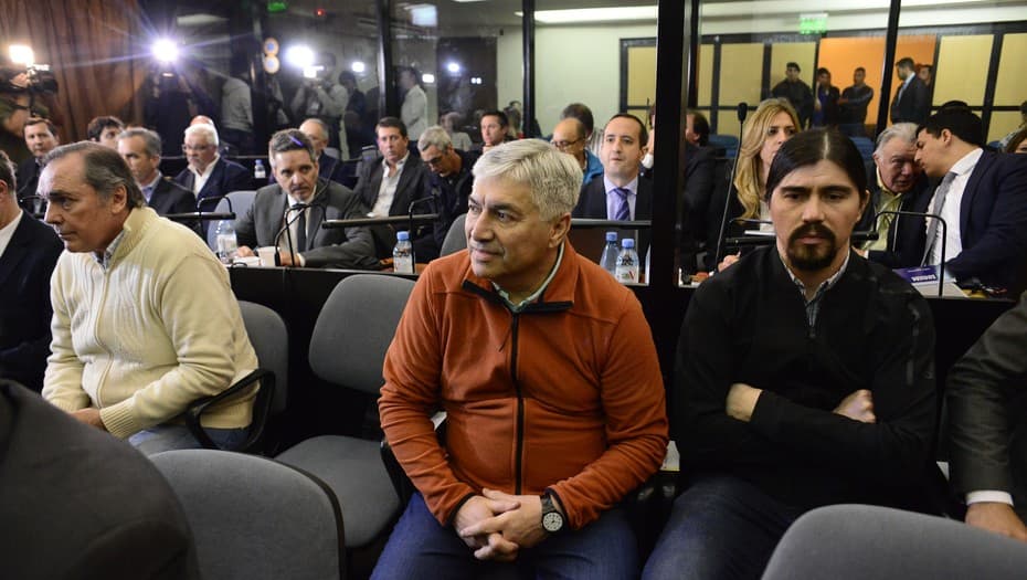 Comenzó el juicio por la ruta del dinero K: Lázaro Báez y sus hijos, en el banquillo de los acusados
