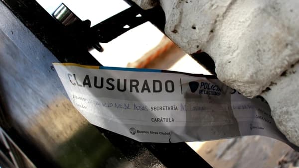 La historia secreta de la guerra entre la Policía y la barra de All Boys