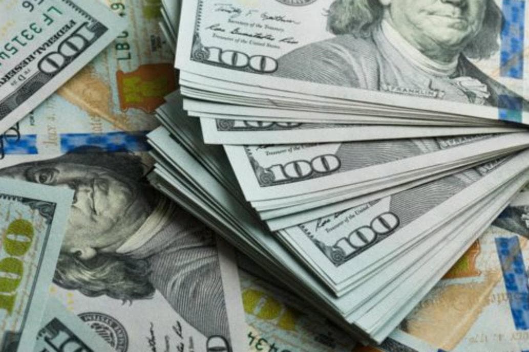 El dólar hoy opera estable y el Central compró US$50 millones: a cuánto cotiza en cada banco