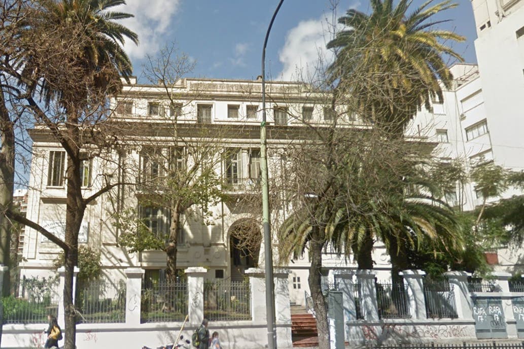 Por una invasión de ratas, docentes y estudiantes harán un «semaforazo» en Caballito