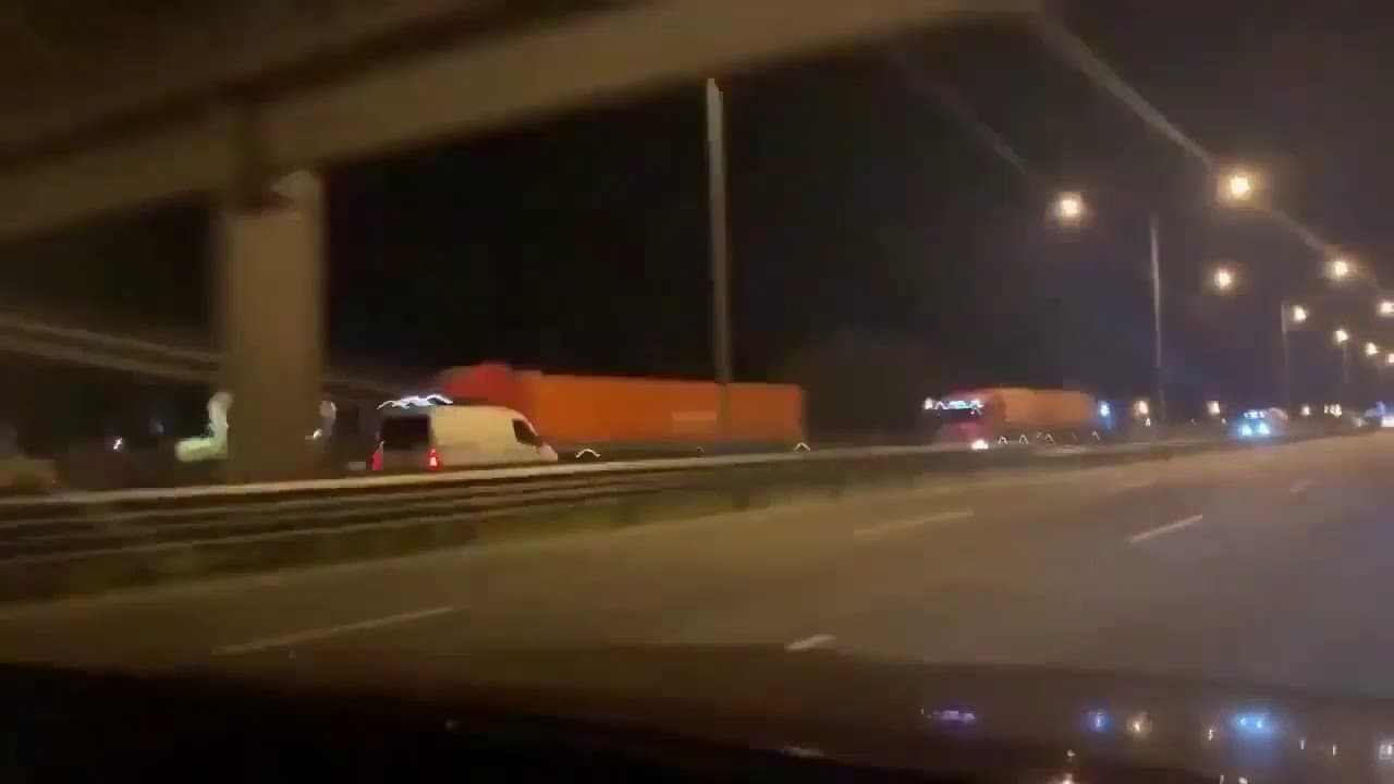 Choque fatal en Panamericana: iba en contramano por el carril rápido y se estrelló contra un camión