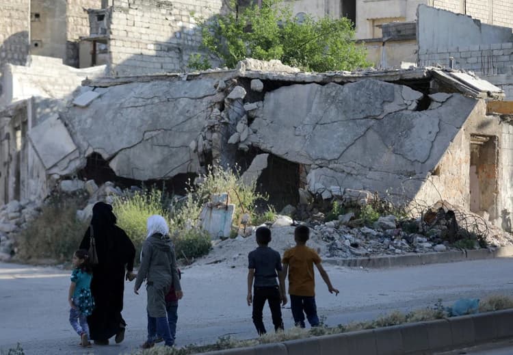 La ONU reportó más de 235.000 desplazados en la provincia siria de Idlib por los recientes bombardeos