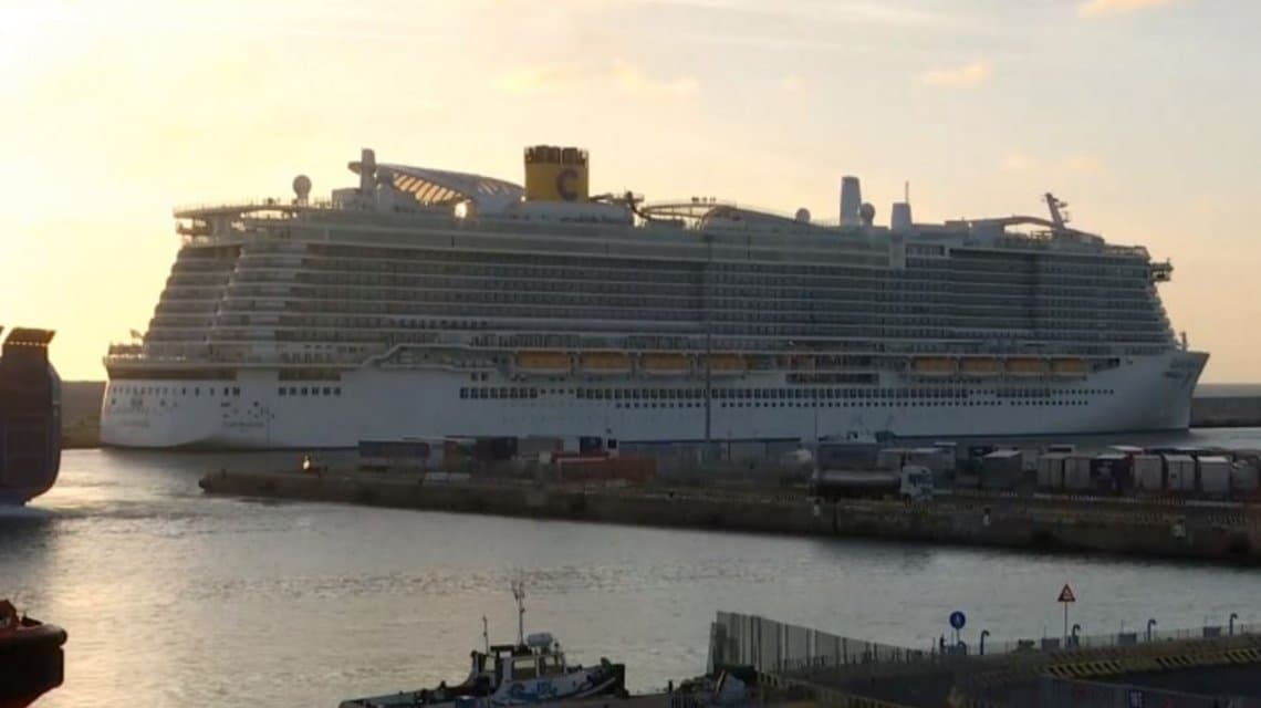 Descartan la presencia de coronavirus en el crucero varado en Italia