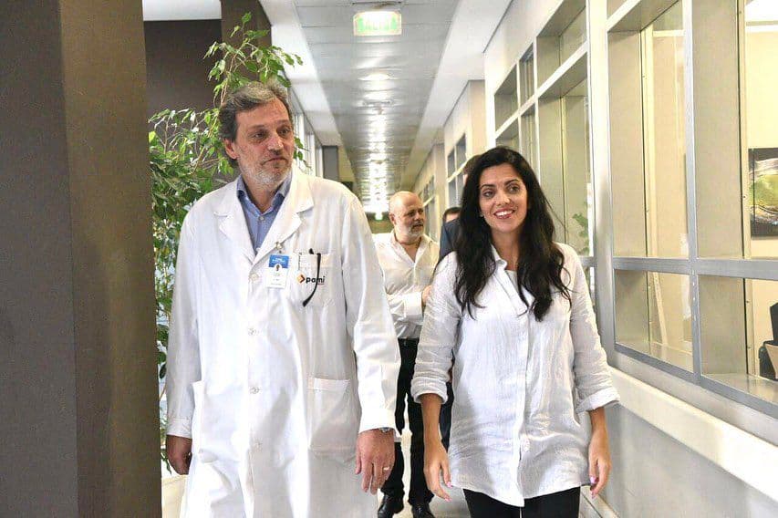Luana Volnovich, directora del PAMI, negó la compra de alcohol en gel con sobreprecio