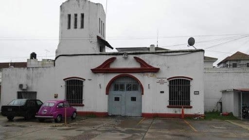 El primer preso con coronavirus dejó el hospital y fue trasladado a una cárcel